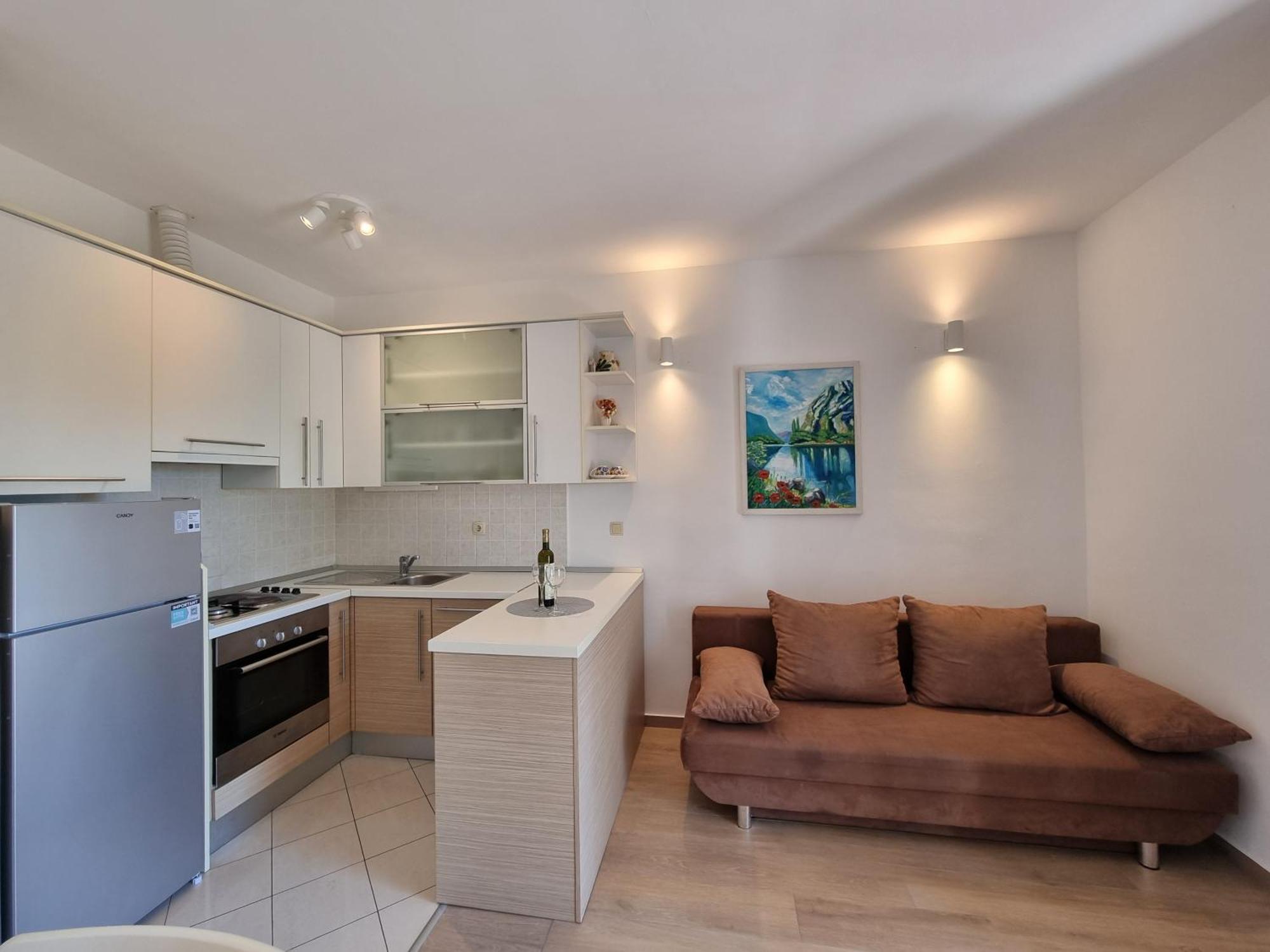 Apartments Kadenca Омиш Экстерьер фото
