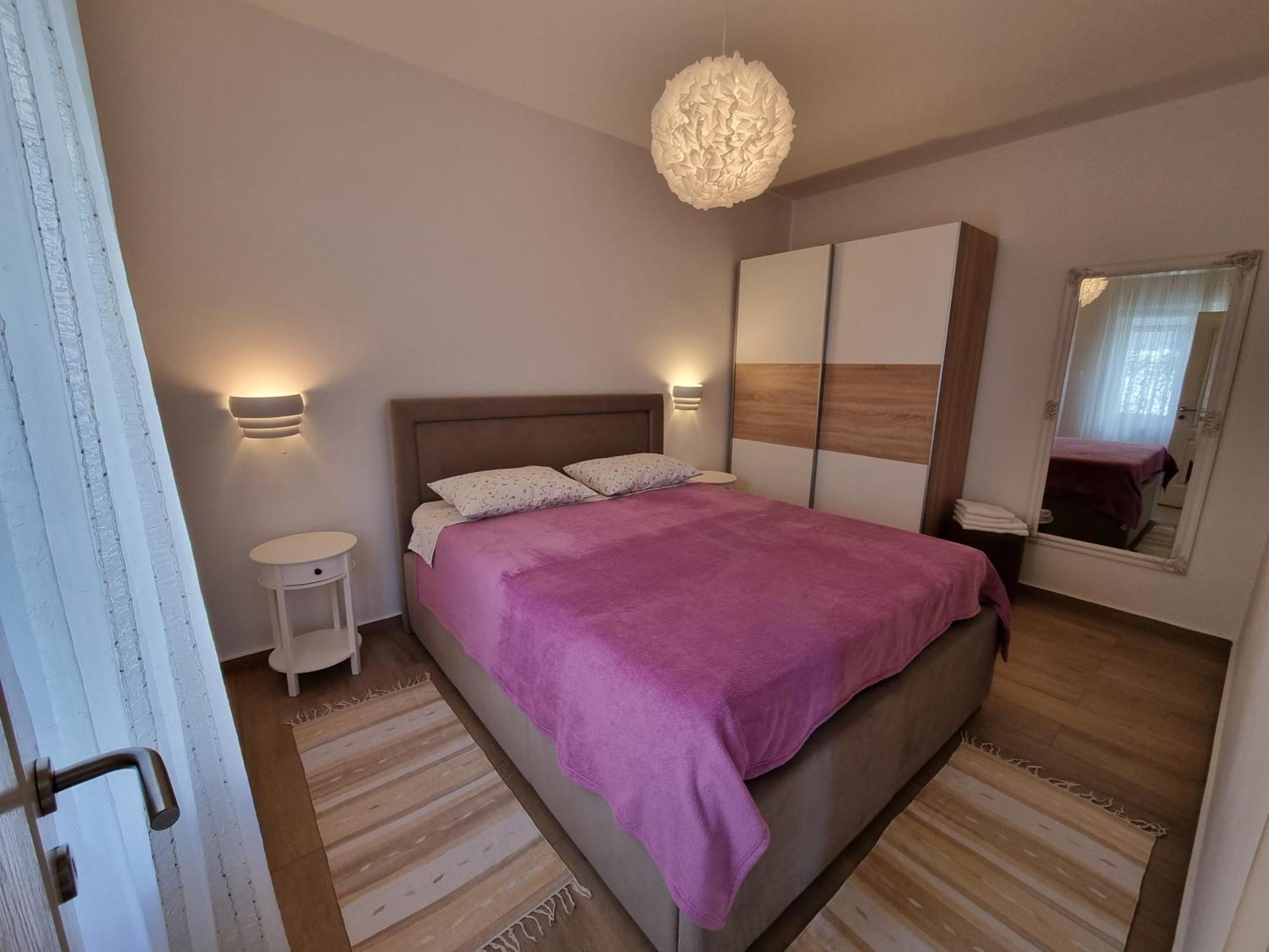 Apartments Kadenca Омиш Экстерьер фото